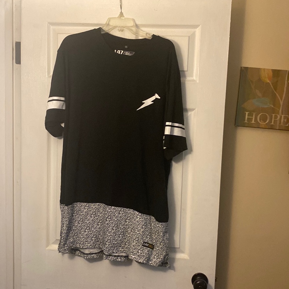 LRG shirt gently used great condition